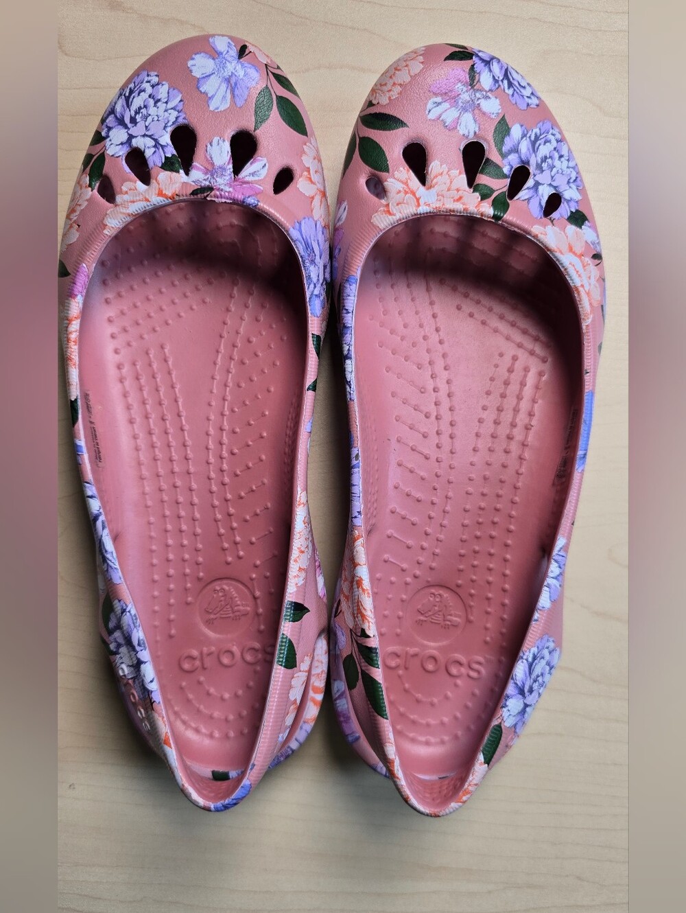 CROCS Women's Pink Floral Slip-On Ballet Flats Size 5